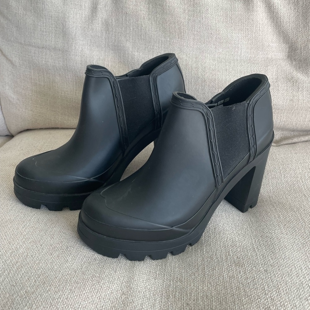 Hunter Black Heeled Ankle Boots